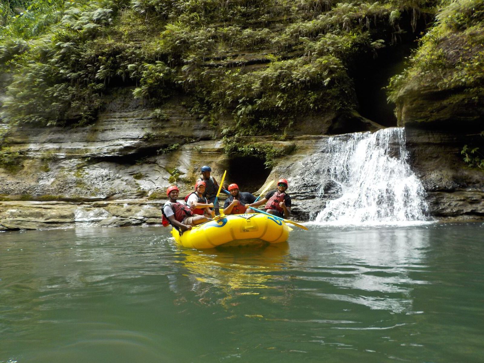 Upper Navua River Rafting with Rivers Fiji — Full Day