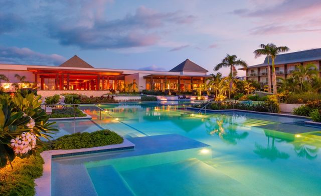Crowne Plaza Fiji Nadi Bay Resort & Spa, an IHG Hotel — Nadi; Suva