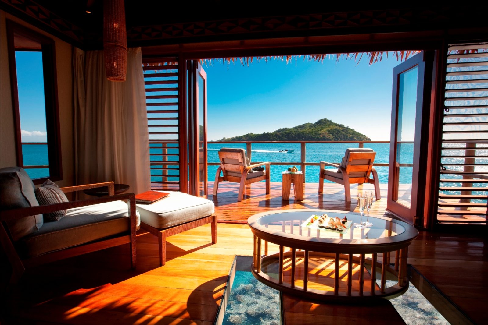 Likuliku Lagoon Resort — Mamanuca Islands