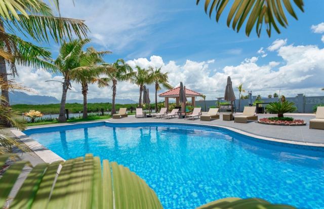 Naisoso Island Villas Fiji — Nadi