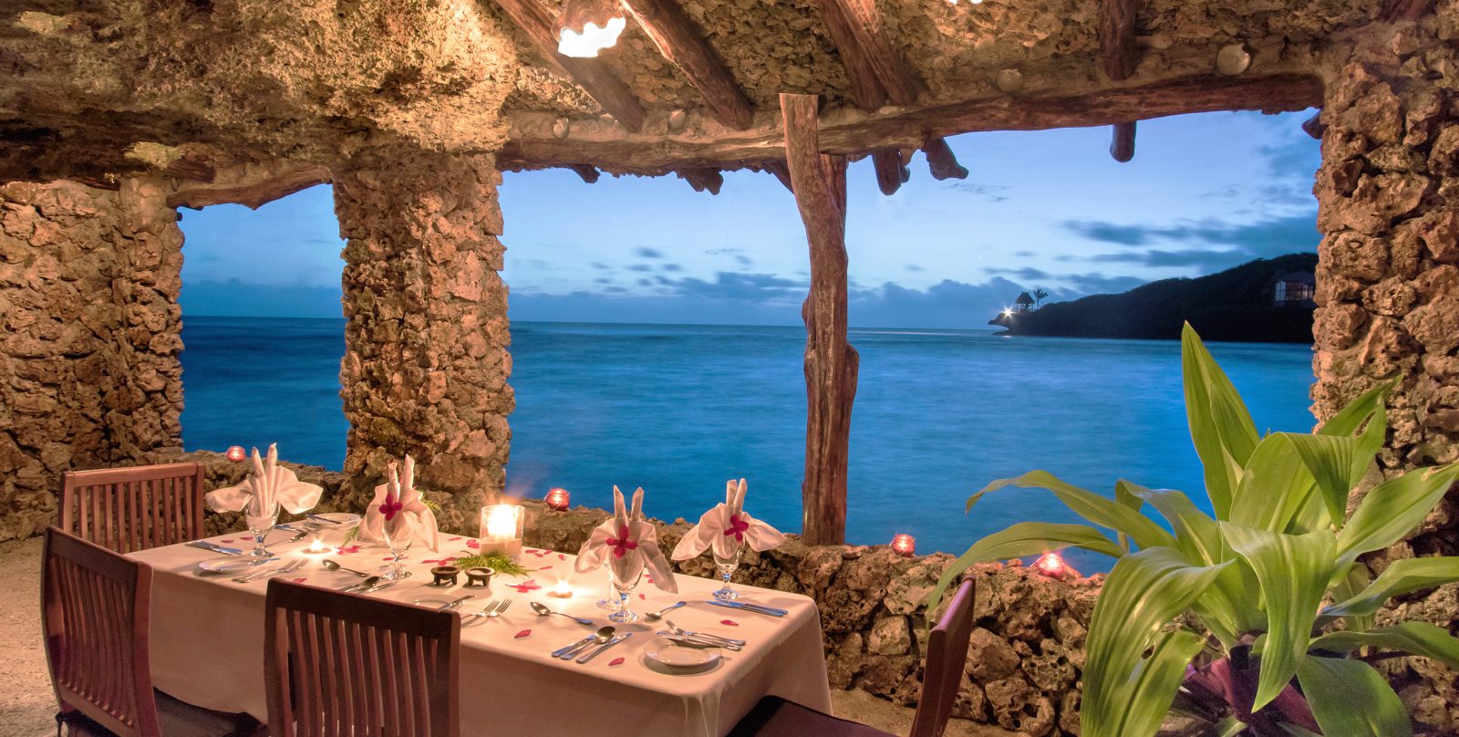Savasi Island Resort — Vanua Levu